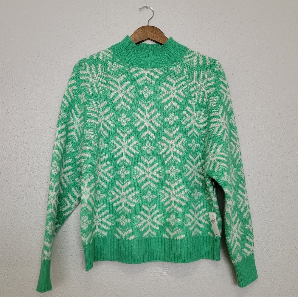NWT Old Navy Snowflake Sweater